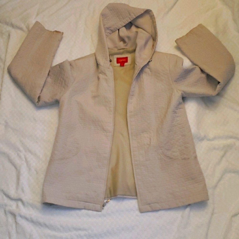 BOGO FLASH 💥 SALE 2 Esprit Women's hooded jackets for the price of 1